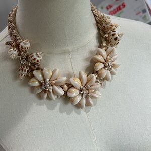 Gardenia Necklace (Handmade)